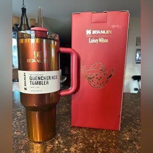 Lainey Wilson Stanley